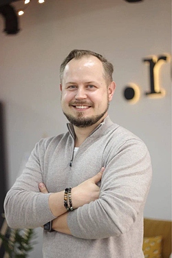 Спиридонов Иван Сергеевич.