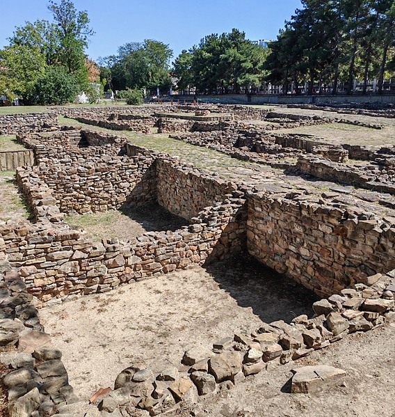 Файл:Дома Горгиппии-15380242516 copy 1013x1069.jpg